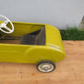 Ancienne voiture a pédales Renault