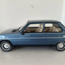 Renault 5 Alpine Turbo en bleu, à l'échelle 1/12