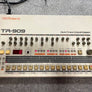 Batterie électronique Roland TR-909